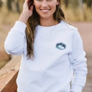 Zyia Active Mountain Moon‎ Crest Crewneck Women’s M White Sweater Pullover